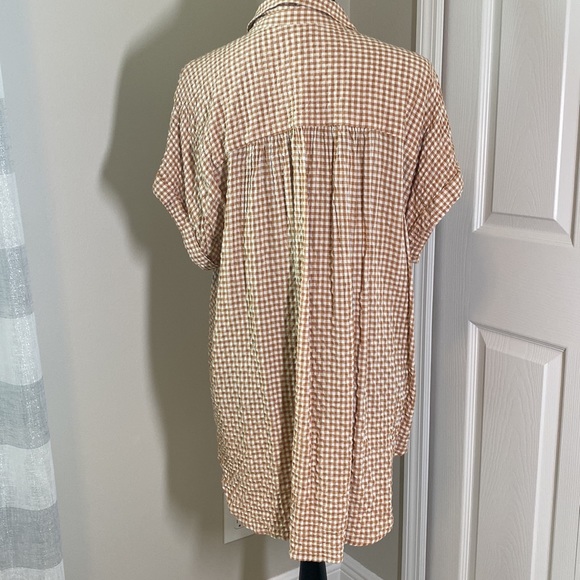 Cute gauze type material blouse - Picture 2 of 4